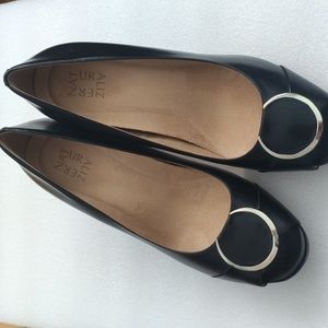 Naturalizer Ollie Ladies Leather Pumps, 9.5W, Black